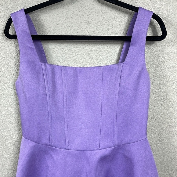 NWT Elliatt Candice Mini Dress Lilac Purple Fit Flare Square Neck Corset Sz L - Picture 5 of 13